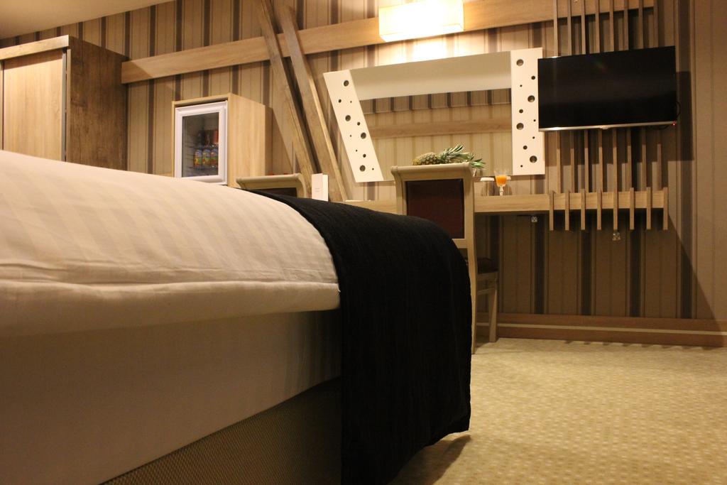 סאמסון Neba Royal Hotel חדר תמונה