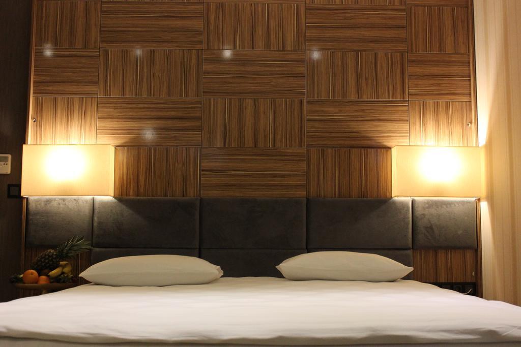 סאמסון Neba Royal Hotel מראה חיצוני תמונה