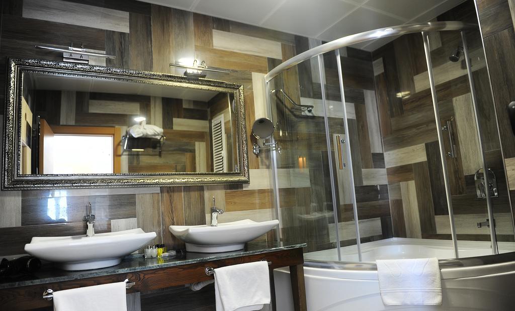 סאמסון Neba Royal Hotel מראה חיצוני תמונה